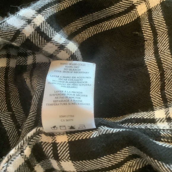 Rails Hunter Plaid Button Down Shirt – Black Sky Ivory
Size:Medium - Picture 6 of 13